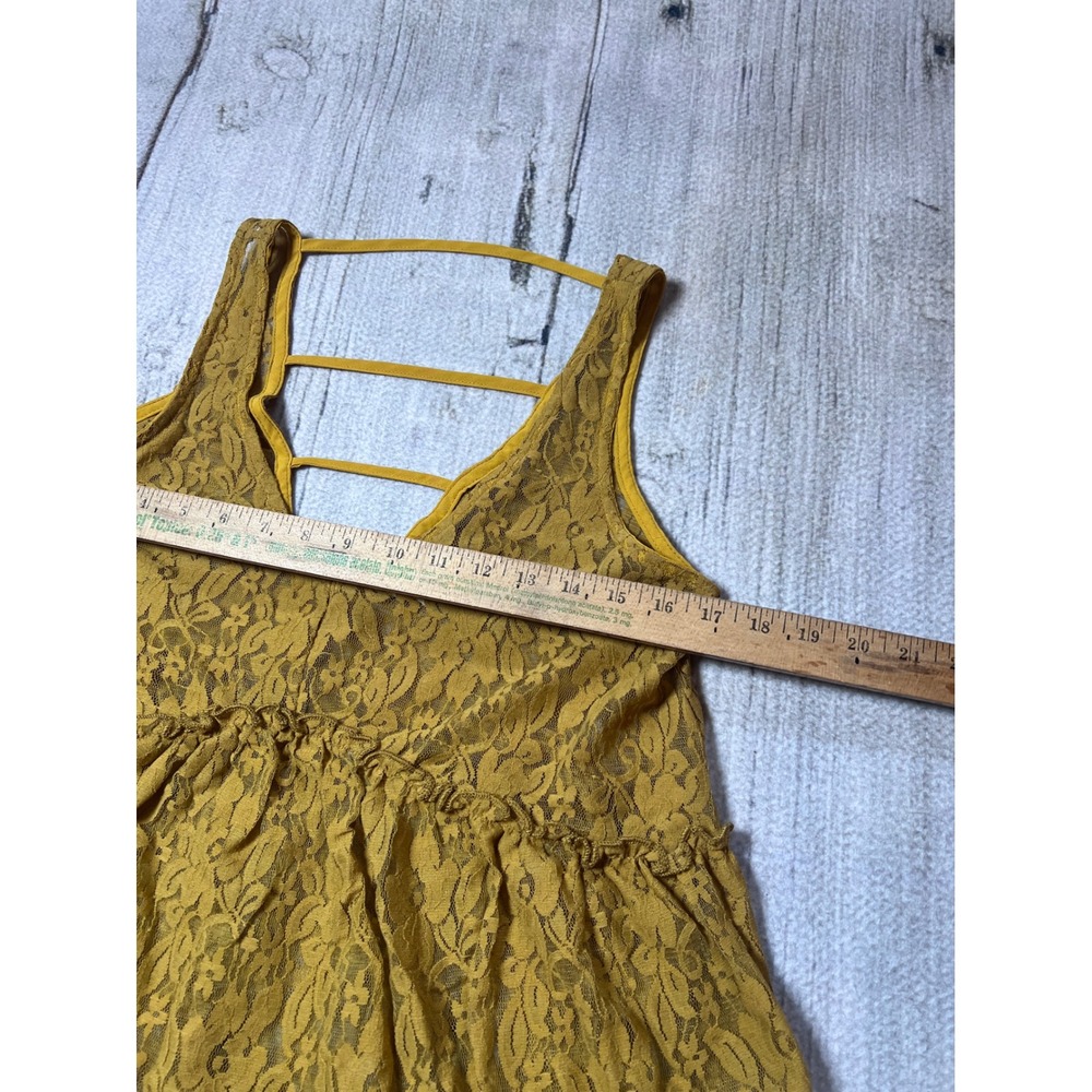 H.I.P. Lace Peplum Tank Top Womens Medium Mustard Yellow Boho Strappy Back - Picture 3 of 5